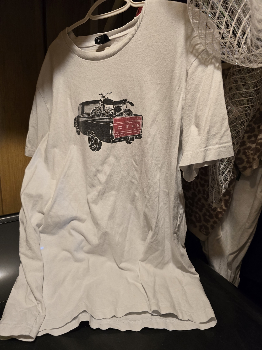 Deus Ex Machina White Graphic Tee - Men's Casual Shirt Xl - Picture 8 of 9